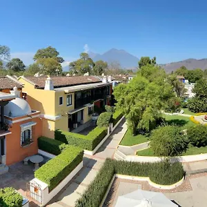 Hotel Colonial