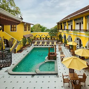 ***** Hotel Forte Kochi India