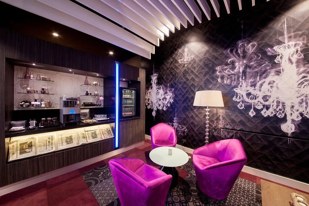 Ikonik Parlament Hotel Budapest