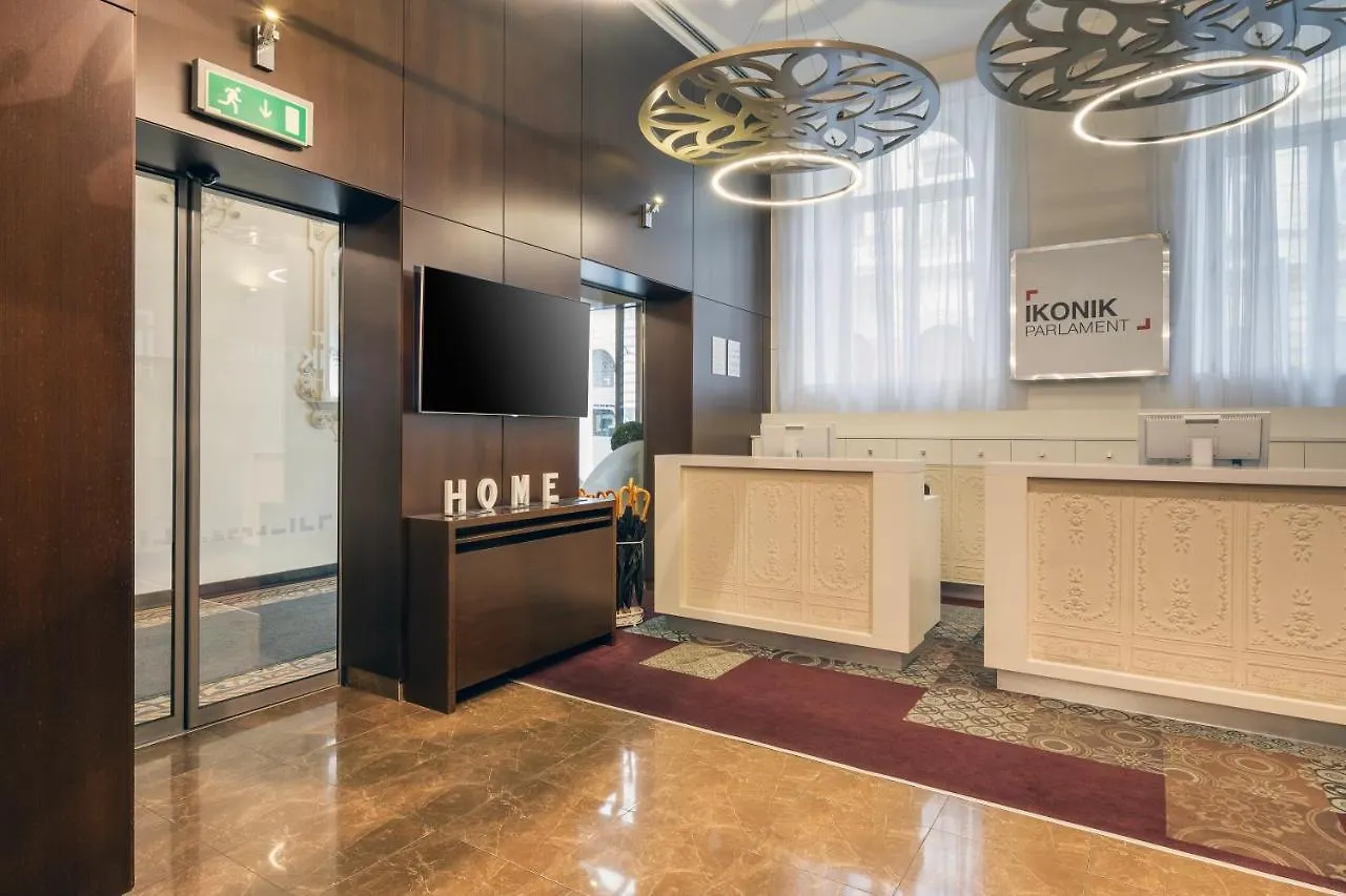 Ikonik Parlament Hotel Budapest