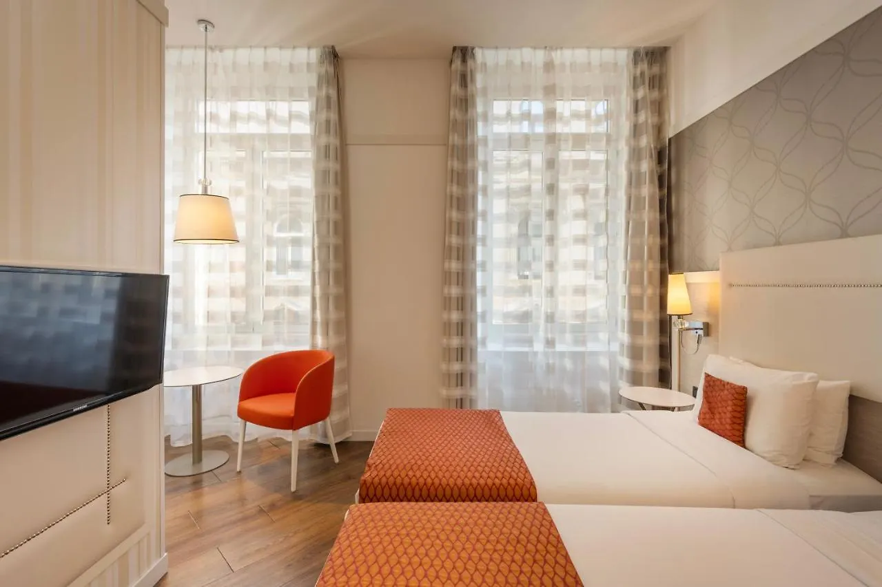 Ikonik Parlament Hotel Budapest