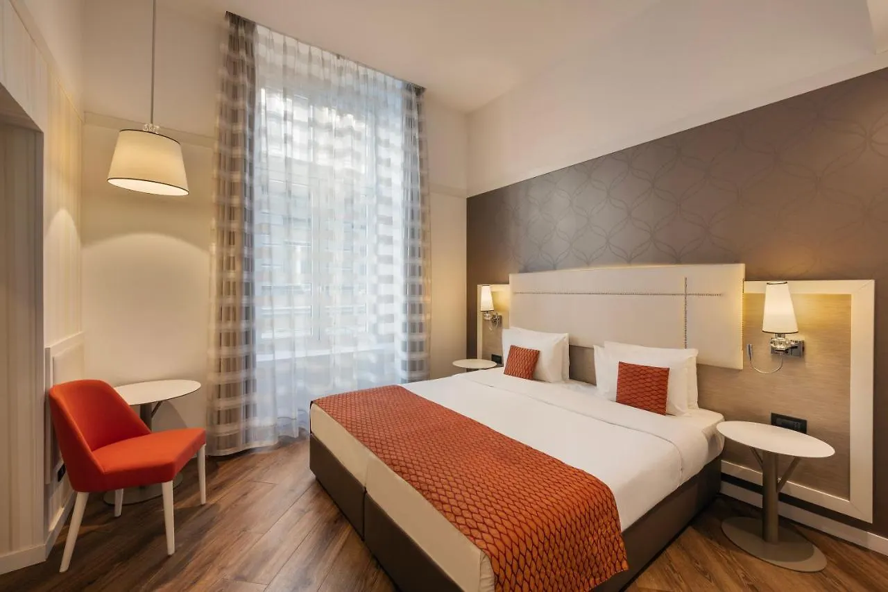 Ikonik Parlament Hotel Budapest